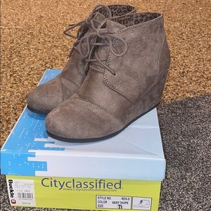 City Classified Lace Up Shootie